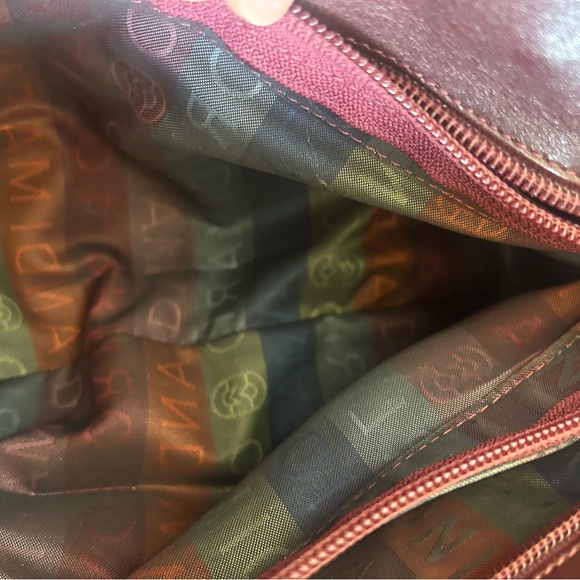 MARINO ORLANDI VINTAGE ITALIAN LEATHER SHOULDER BAG IN BURGUNDY SHADS - Picture 14 of 16